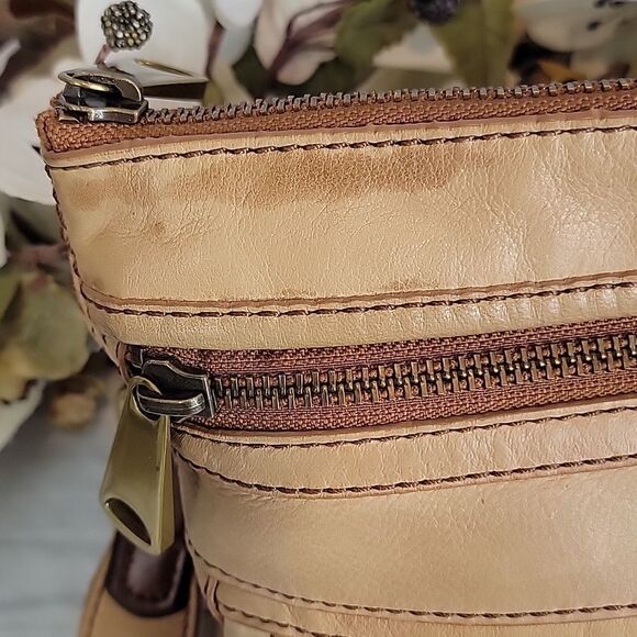 Fossil Explorer crossbody vintage in tan leather - Picture 6 of 13